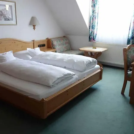 Hotel Bayerischer Hof 3*
