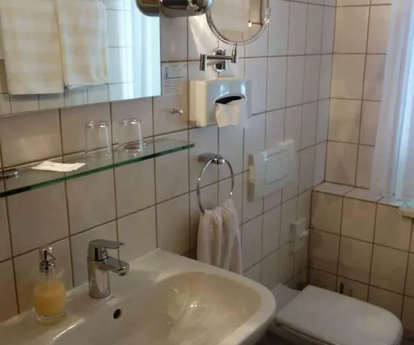 Bayerischer Hof 3*