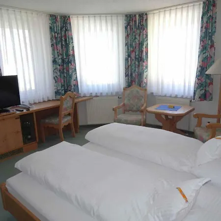 Bayerischer Hof Ξενοδοχείο 3*