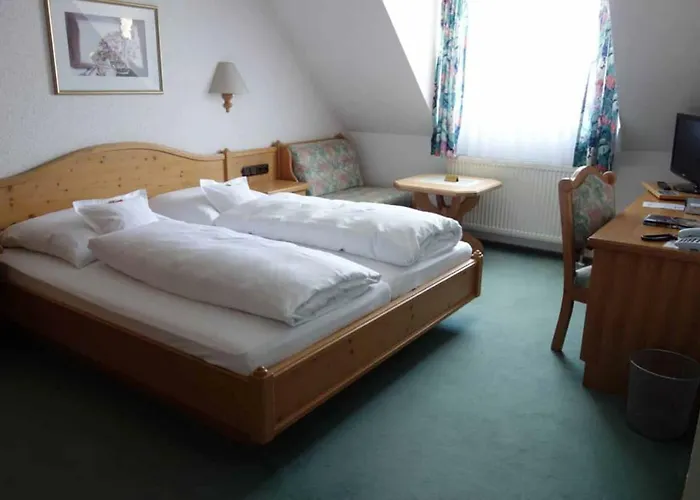 Otel Bayerischer Hof 3*